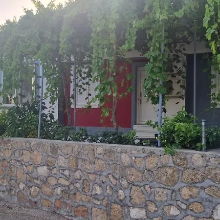 Holiday home The House Mavrata